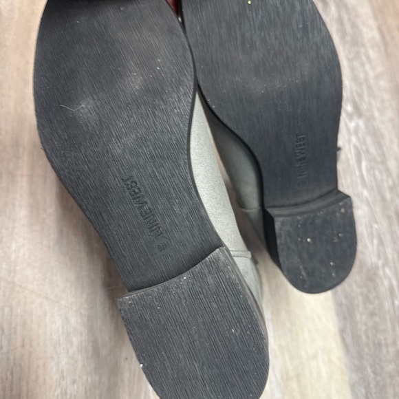 Nine West Solid Gray Size 8.5M Closed Toe Ankle Shaft Zip In Back - Picture 3 of 12